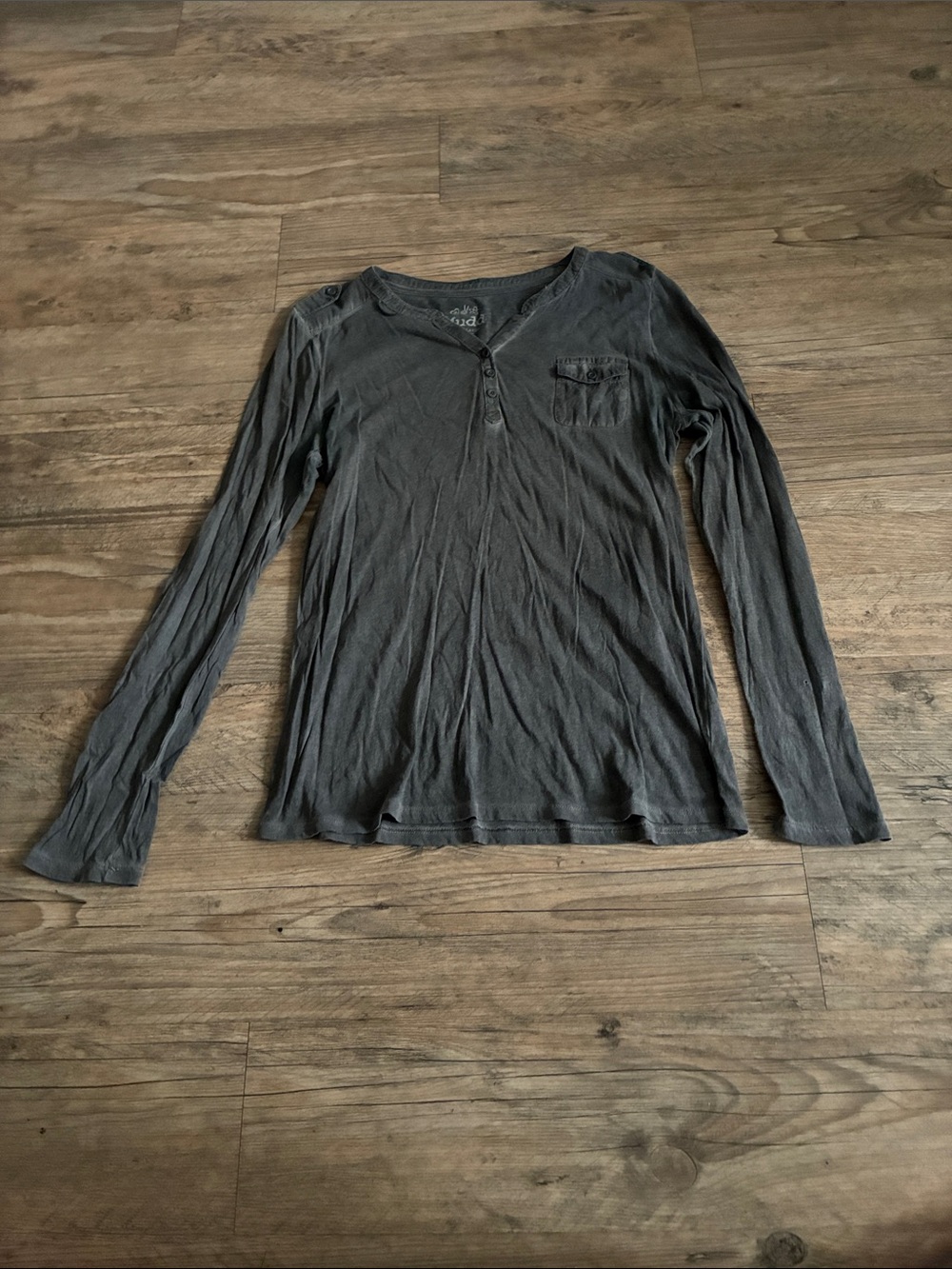 Mudd Long-Sleeve Henley Top in Charcoal Gray